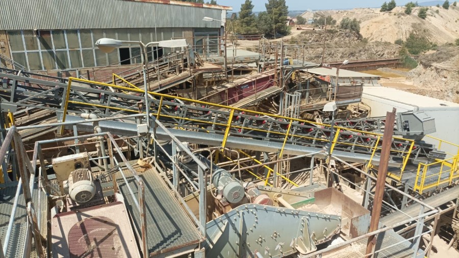 New Redwave Camera sorter for fine materials - Circular economy Grecian Magnesite